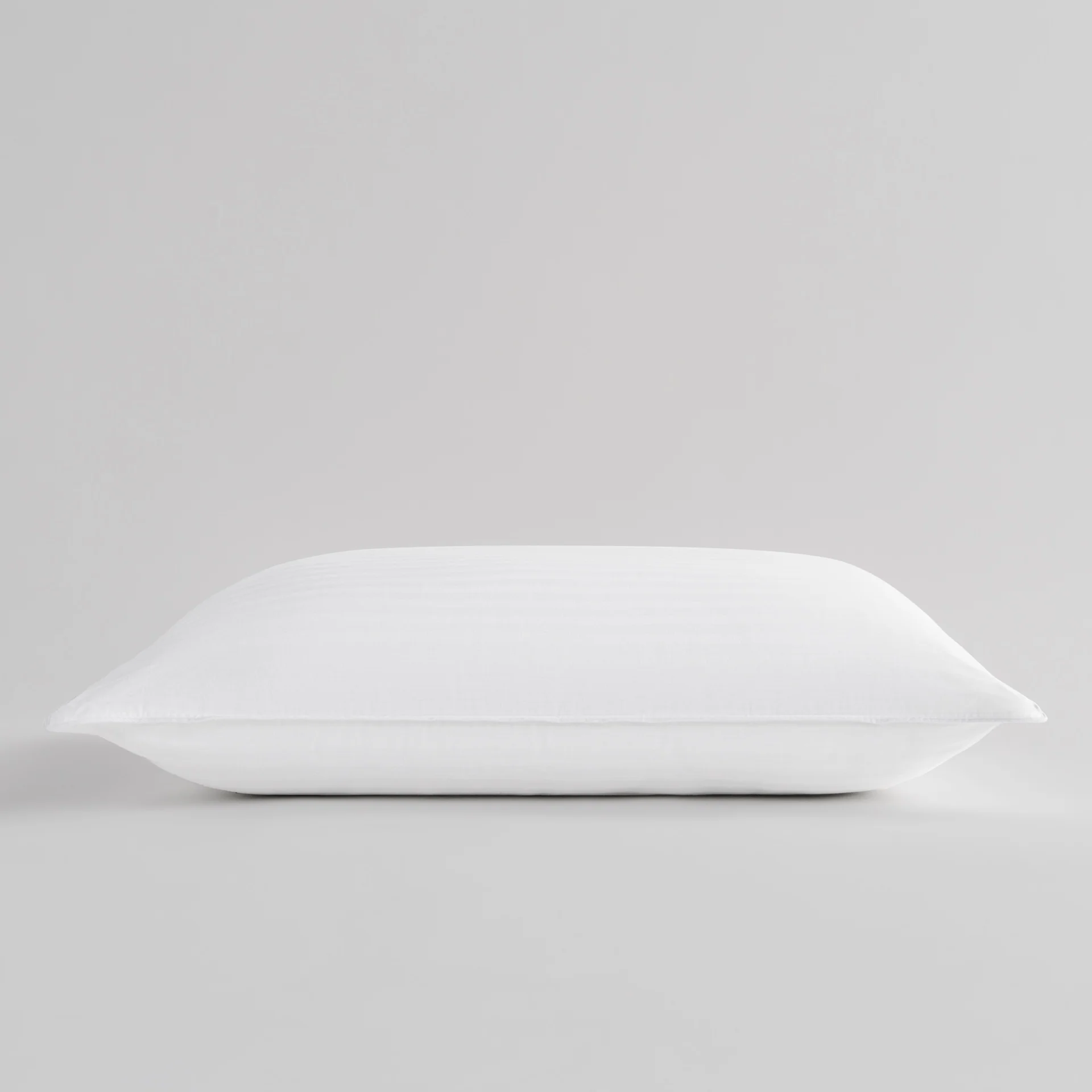 Hotel Dolce Notte II Pillow - Image 5