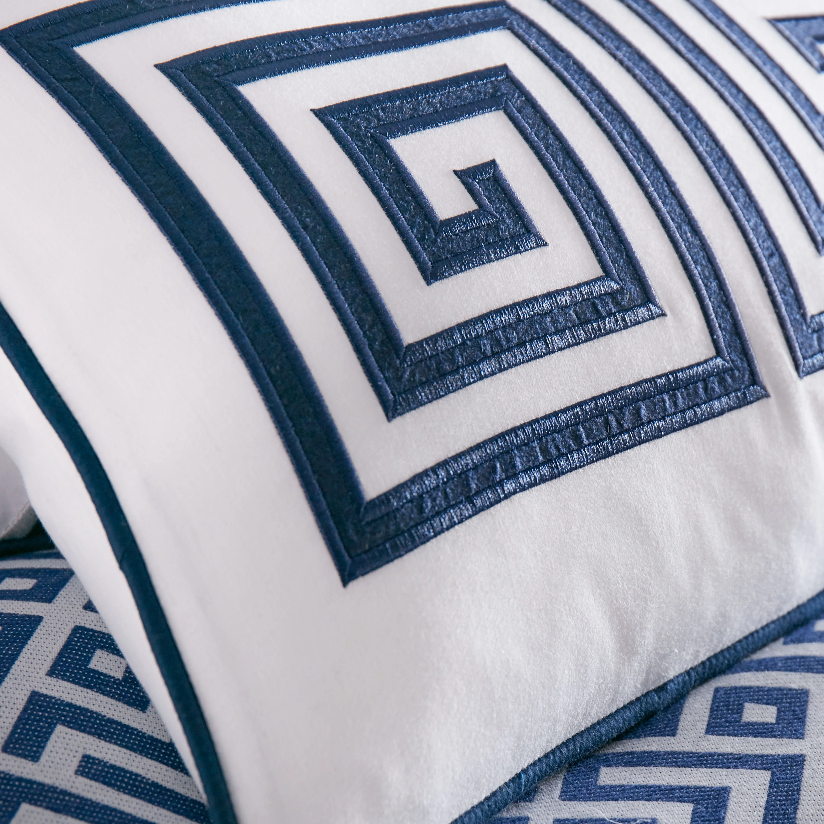 Disney Resorts Home Collection - Garden Trellis - Image 8