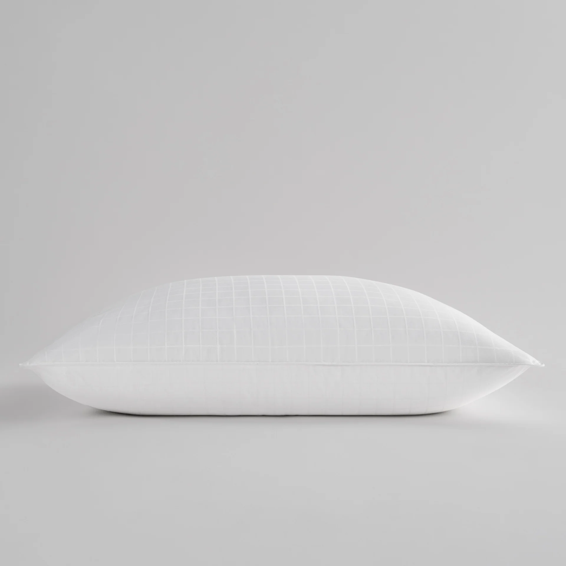 Hotel Sobella Hypoallergenic Pillow - Image 6