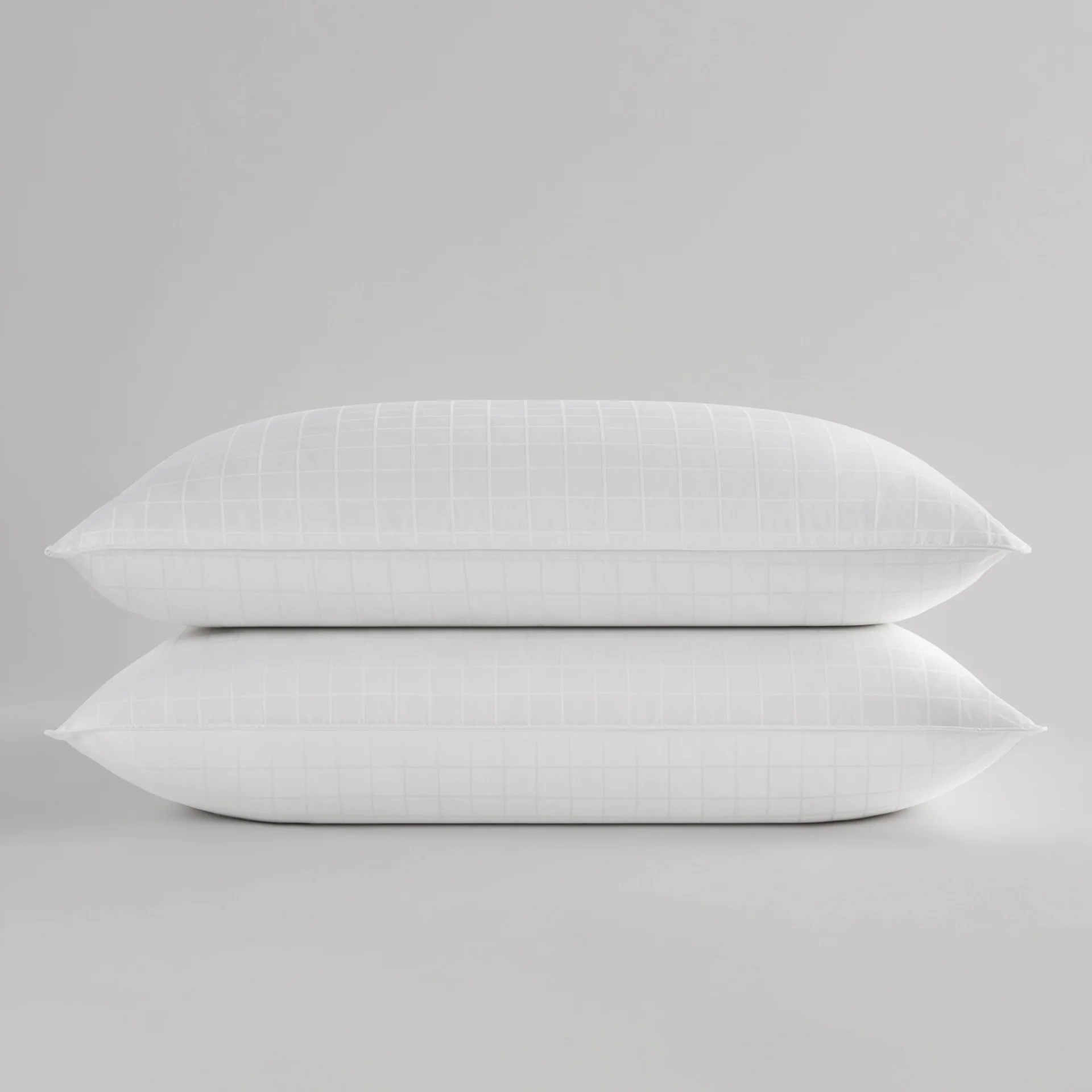 Hotel Sobella Hypoallergenic Pillow - Image 7