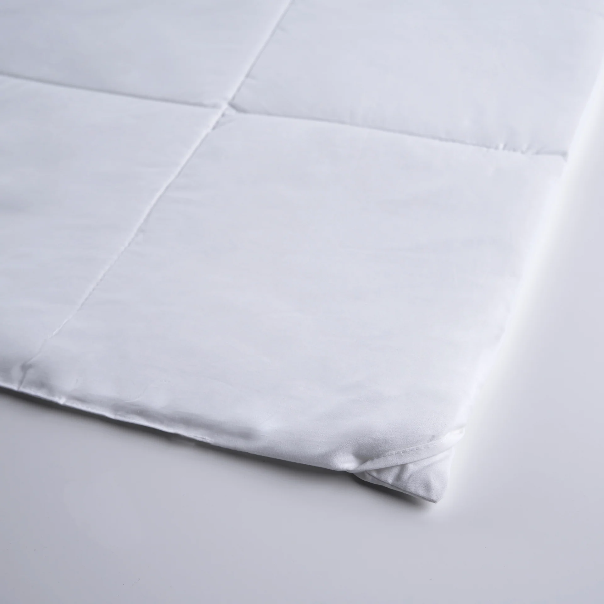 Hotel Hypoallergenic Duvet Insert - Image 3