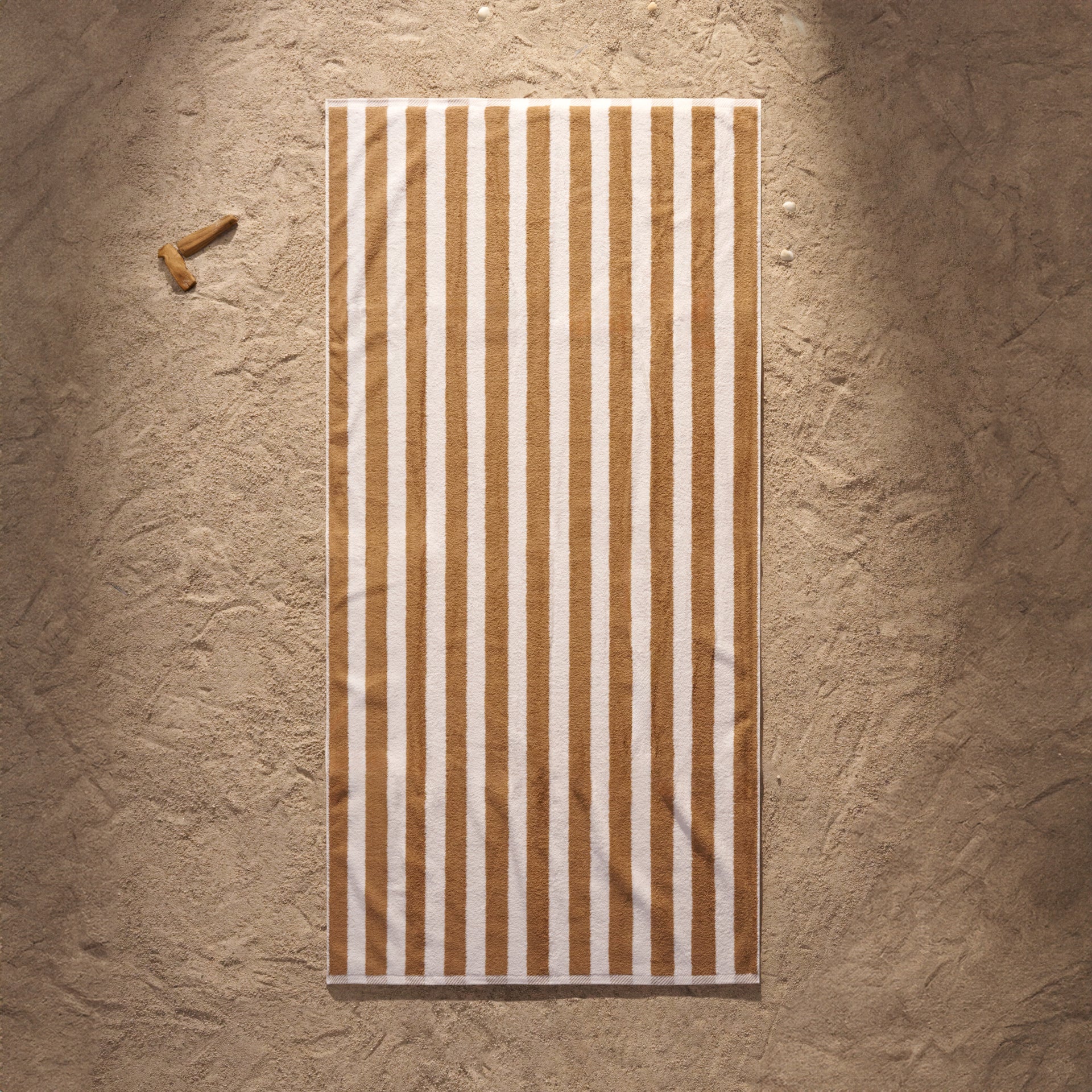 Hotel Cabana Stripe Pool Towel - Image 4