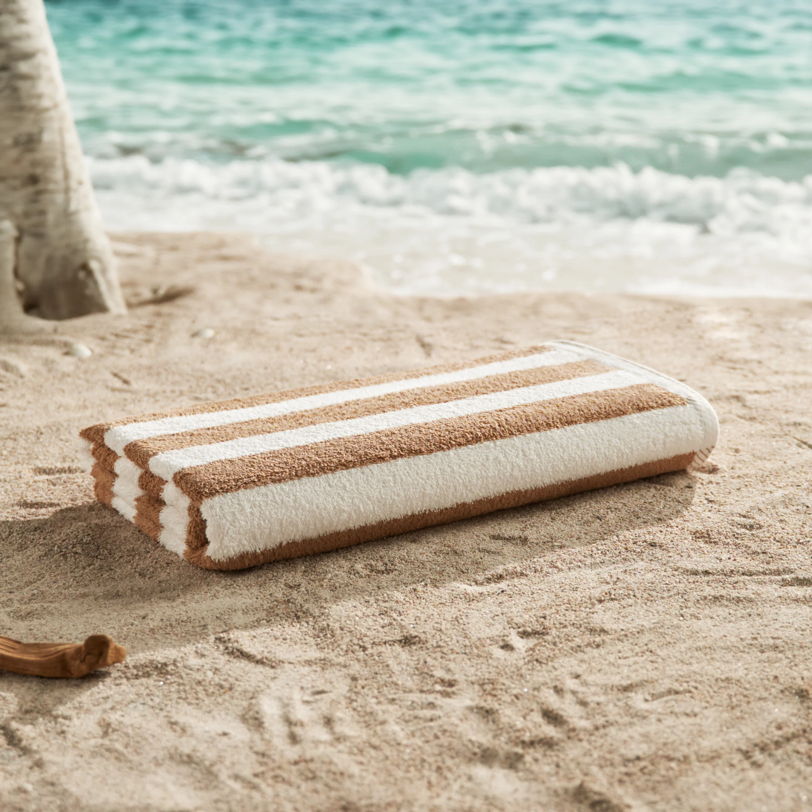 Hotel Cabana Stripe Pool Towel - Image 5